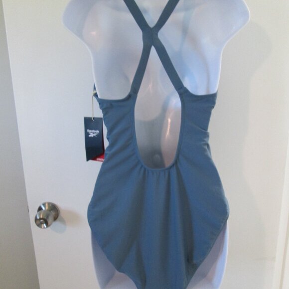 Reebok Women's High-Neck Athletic One-Piece Swimsuit NWT Sz L - Picture 10 of 11